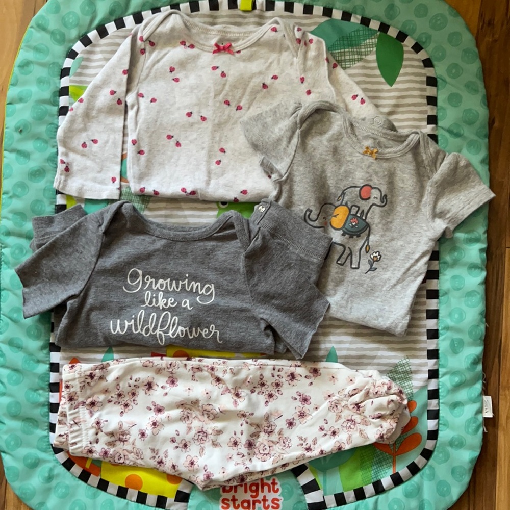 4 Pieces - Girls 6/9, 9 Month Clothes